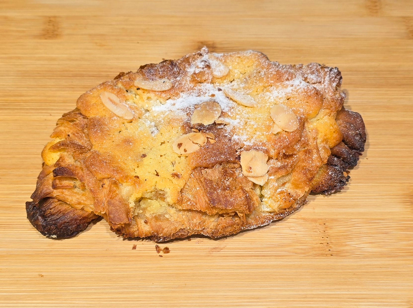 Croissant aux Amandes