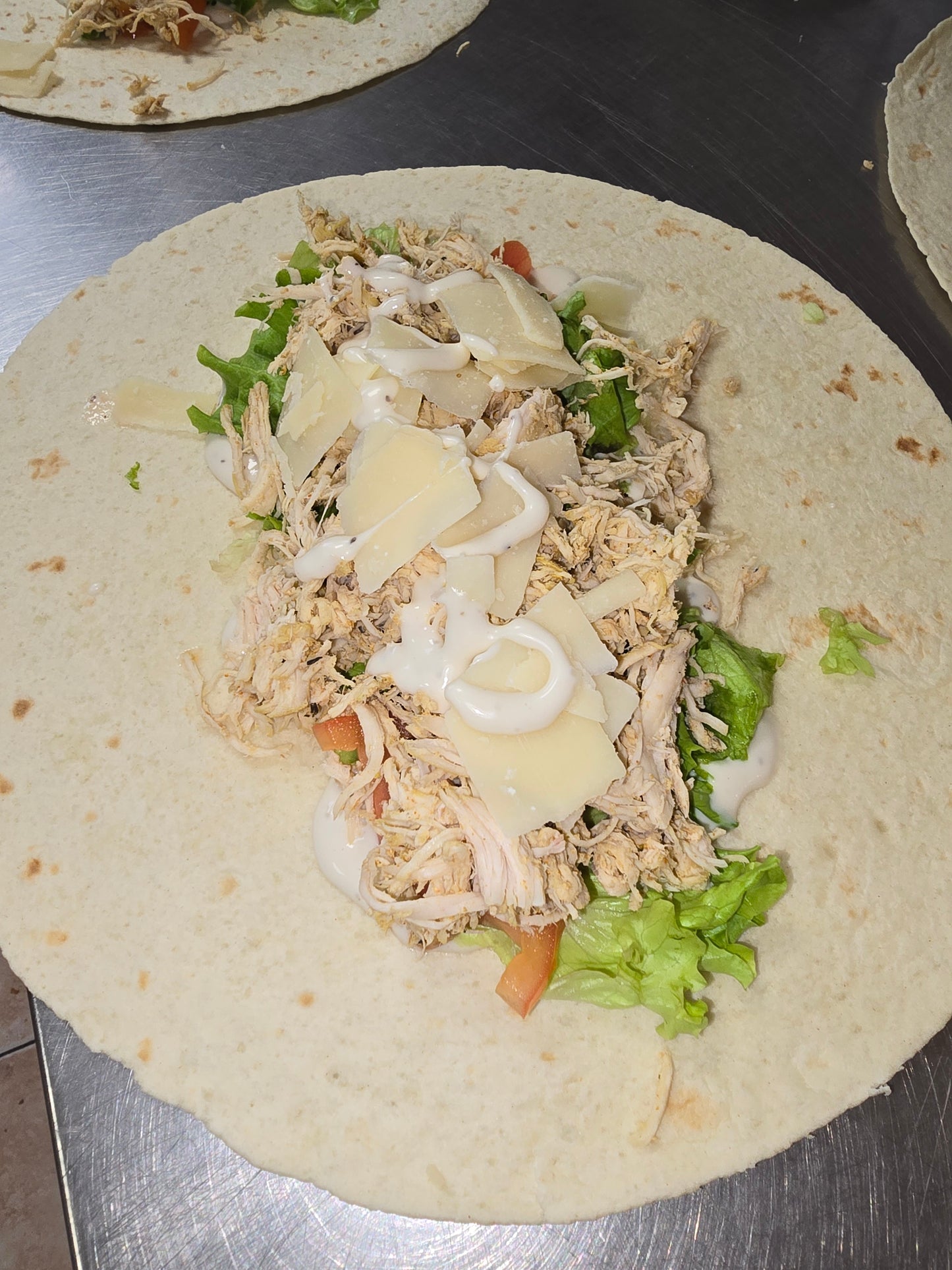 Wrap Poulet Crudités Parmesan