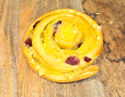 Roulé Brioché Chocolat Blanc Cranberry